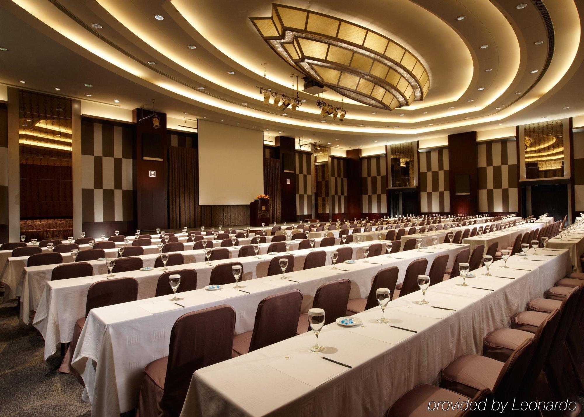 Ambassador Hotel Hsinchu Negocio foto The Grand Ballroom